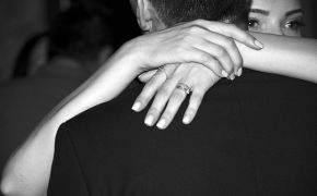 性冷淡怎么辦，這幾個小妙招教你如何調(diào)理