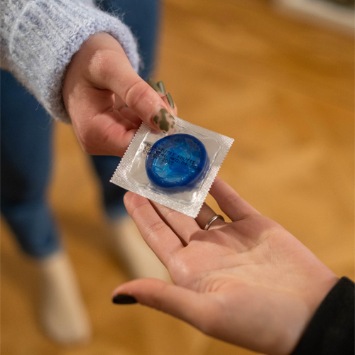 1646135322833736.jpg 安全套.jpg